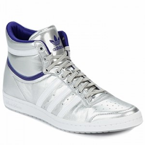 adidas scarpe a stivaletto